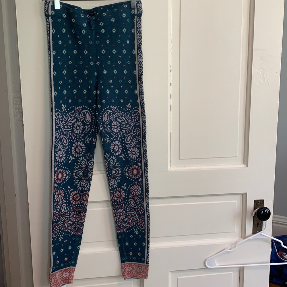 American Eagle Knit Leggings